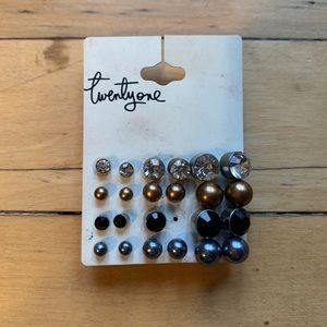Earring Set